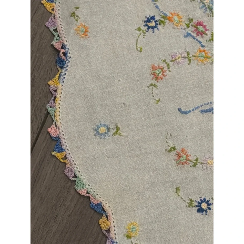 N/A handcrafted vintage